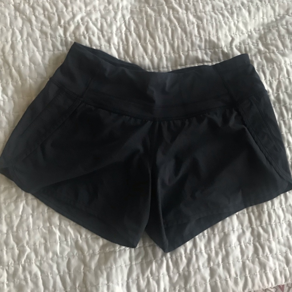 Lululemon run times short